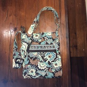Vera Bradley medium cross body quilted bag